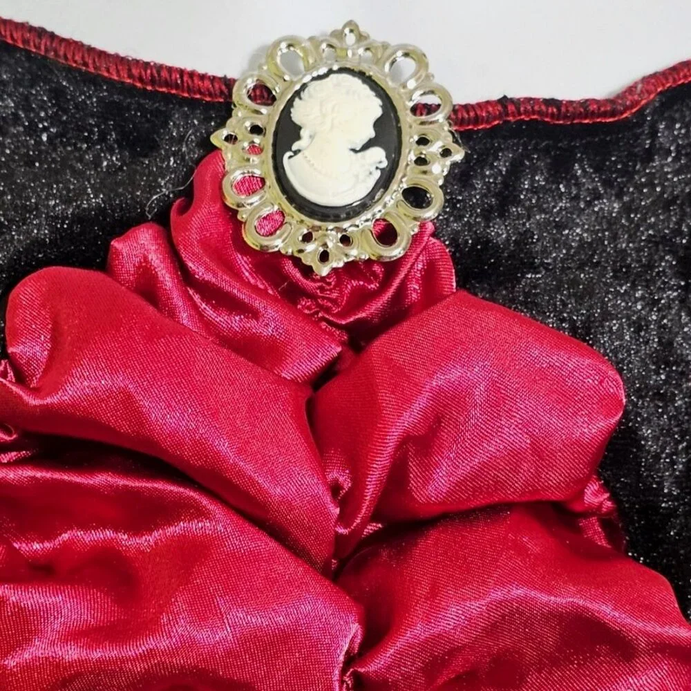 Vampire Costume Girls 10-12 Victorian Velvet Satin Dress Hooded Bat Cape Fangs - Picture 4 of 9